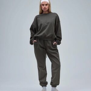 Thirty Years Signature Crew Set in Fog